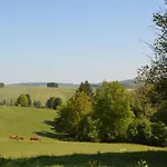 Lavish In Forrieres With Sauna Lesterny