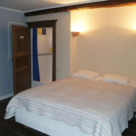 Holiday home Lavish In Forri Res With Sauna Lesterny