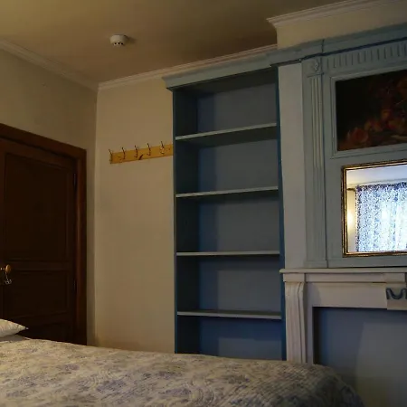 Holiday home Lavish In Forri Res With Sauna *