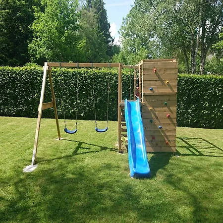 Lavish In Forrieres With Sauna * Lesterny