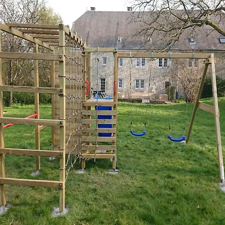 Lavish In Forrieres With Sauna Lesterny